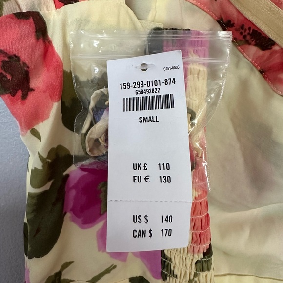 A&F Camille Off-The-Shoulder Maxi Dress - Picture 4 of 4